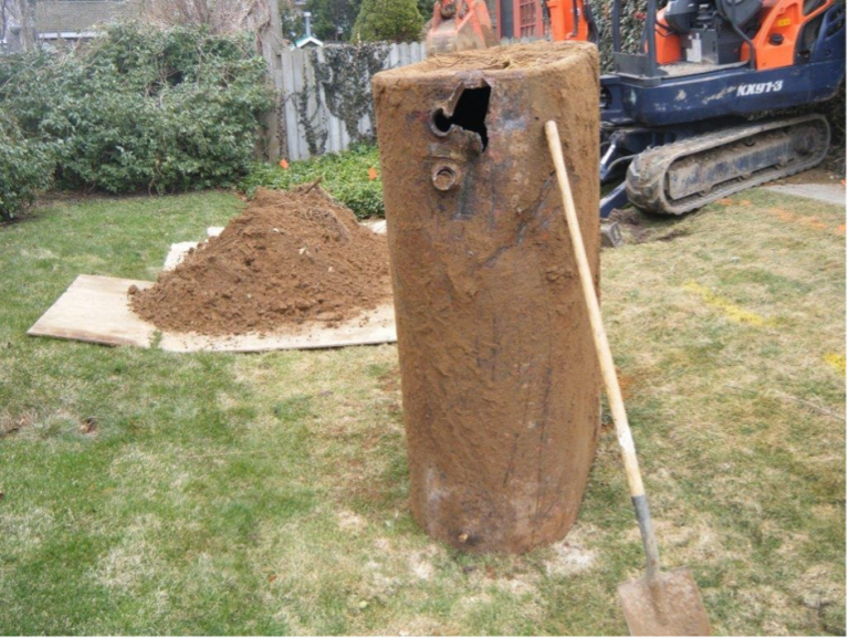 4 Signs You've Got an Underground Oil Tank Leak